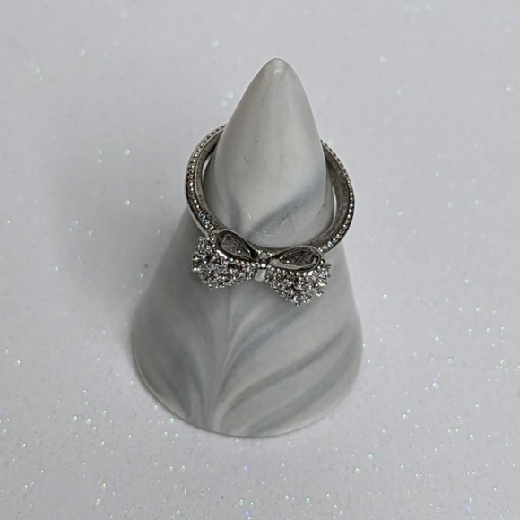 Bow Ring 925 Sterling Silver Cubic Zirconia Size 6 - Picture 2 of 9